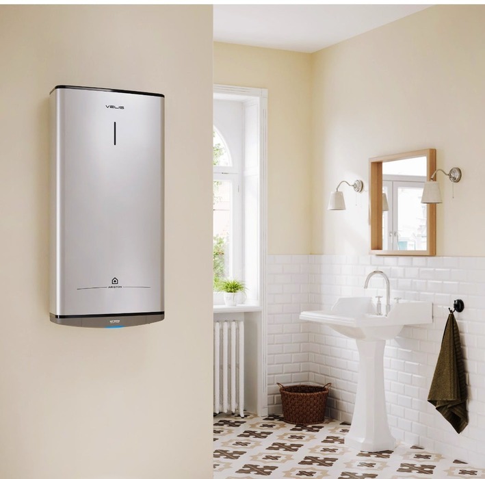 Ariston ABS VLS PRO INOX R 80 электрический накопительный водонагреватель