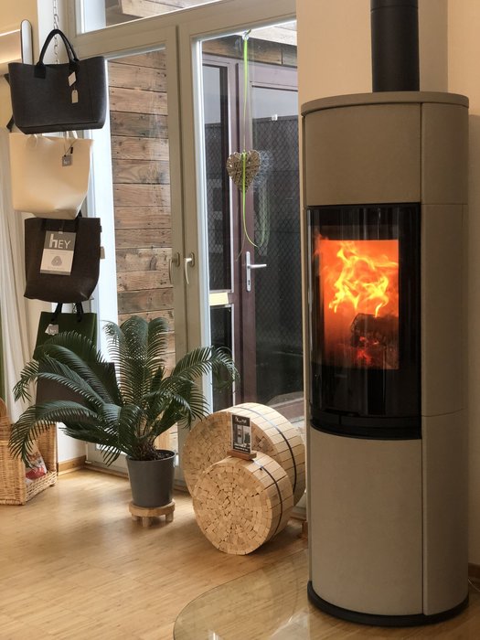 Contura 690AG Style, артстоун, стеклянная дверца, черный печь-камин