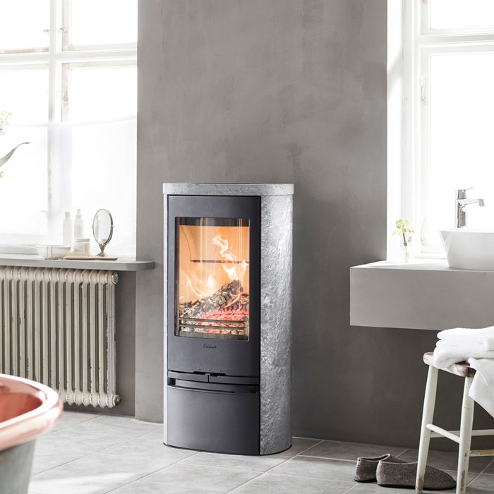 Contura 820T, чугунная дверца, черный печь-камин