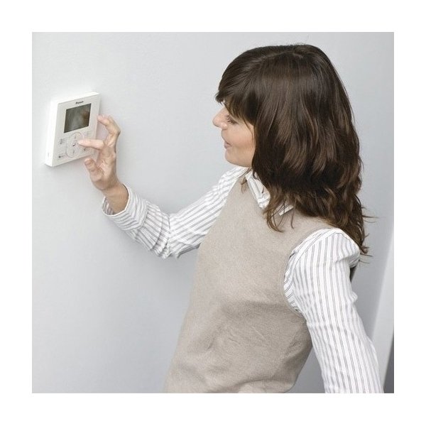 Daikin FAQ100B/RQ100BV настенный кондиционер