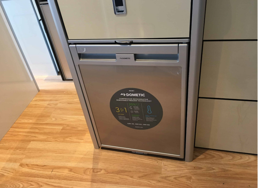 Dometic CRX-50E EU 12/24 v компрессорный автохолодильник