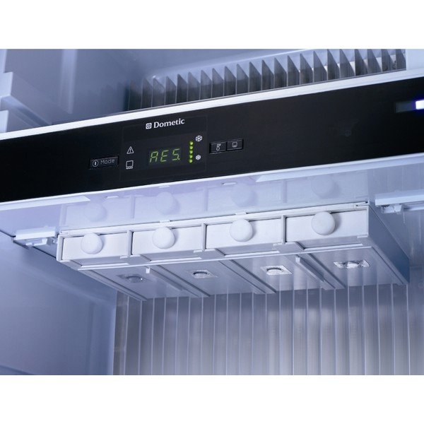 Dometic RMD 8551 Right абсорбционный автохолодильник более 60 литров