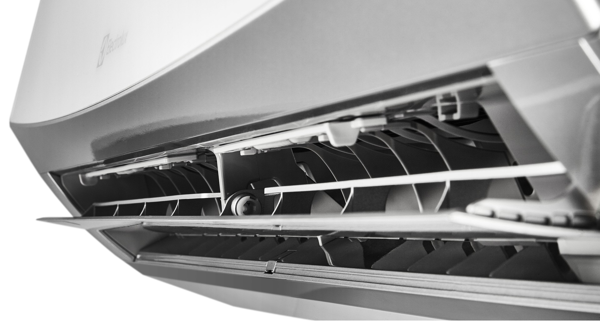 Electrolux EACS/I-18HG-BLACK2/N8 воздух-Воздух