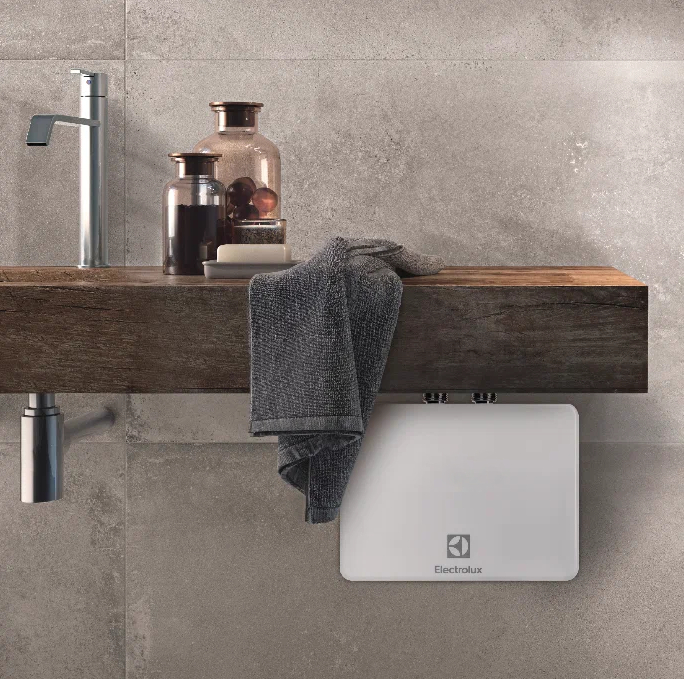 Electrolux NP6 Aquatronic 2.0 бытовой напорный проточный водонагреватель 6 кВт