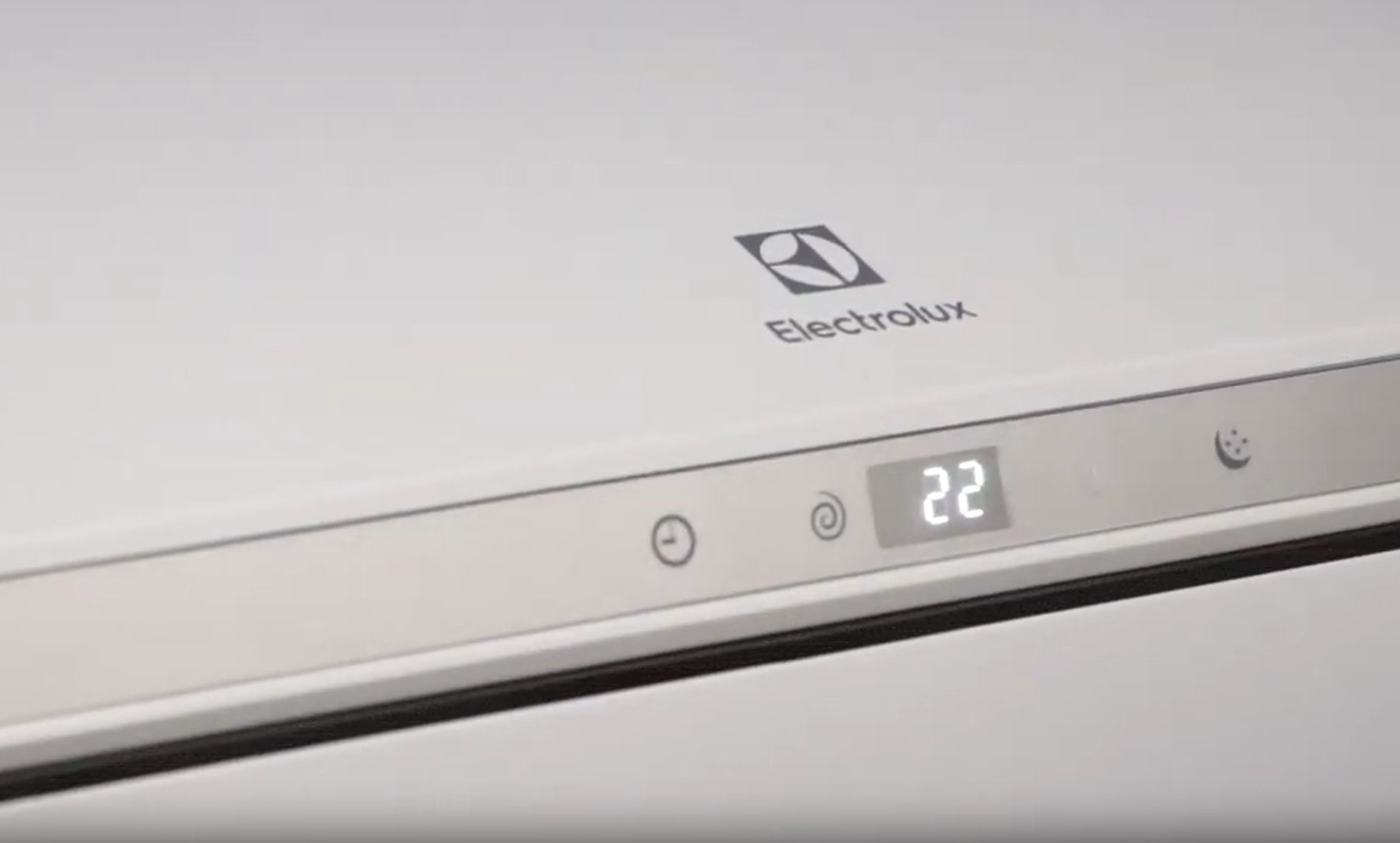 Electrolux Slide DC EACS/I-09HSL/N8 настенный кондиционер