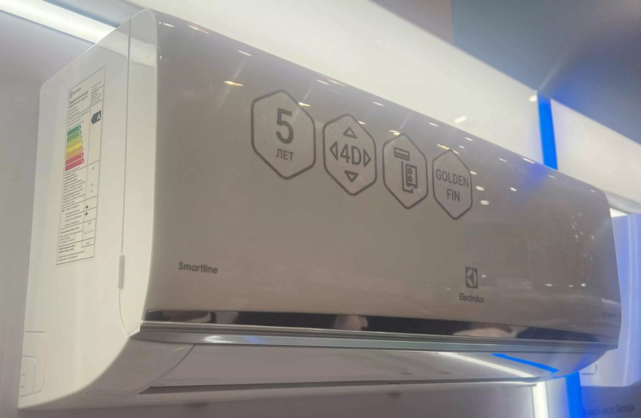 Electrolux Smartline EACS-18HSM/N8_V2 настенный кондиционер