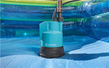 Gardena 2000/2 18V P4A с аккумулятором (14600-20.000.00) дренажный насос