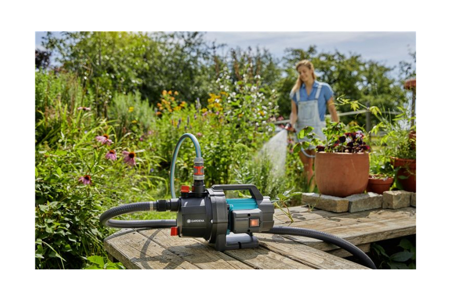 Gardena 3000/4 Classic (09011-29.000.00) с комплектом для подключения поверхностный насос