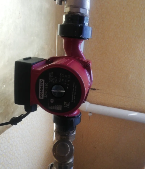 Rommer 25/40-130 циркуляционный насос