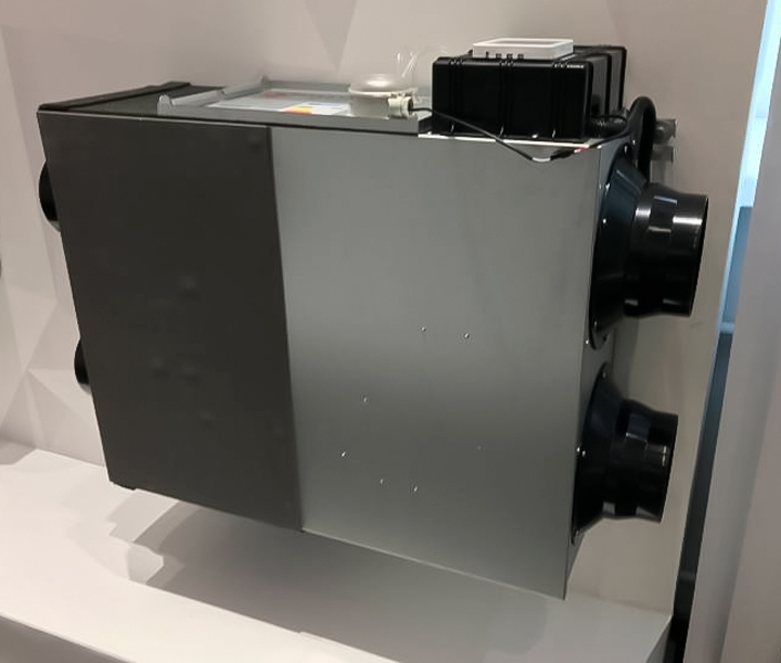 Royal Clima RCS-1600-P приточно-вытяжная установка