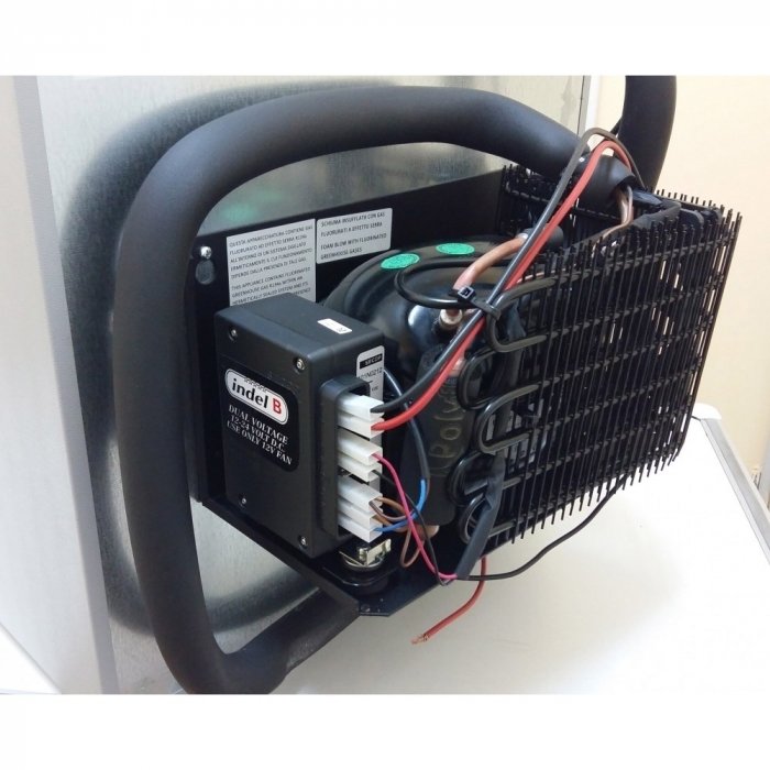 Indel B Cruise 40 Cubic для горных поездок современный автохолодильник