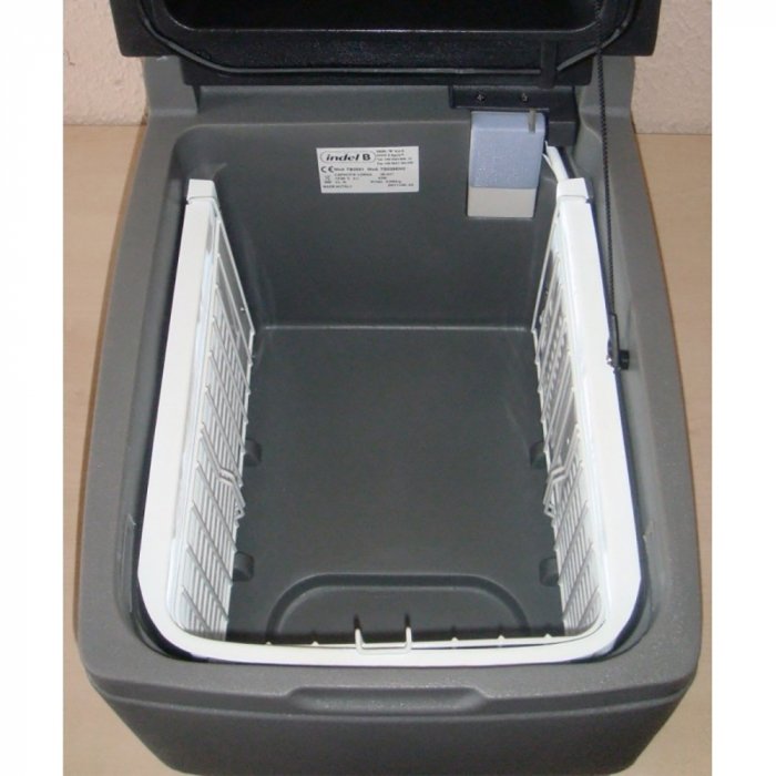 Indel B TB2001 компрессорный мощный автомобильный холодильник