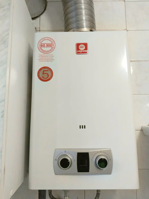 Ладогаз ВПГ-11PL-01 газовый проточный водонагреватель