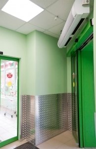 Тепломаш КЭВ-20П2111W на дверь тепловая завеса с пультом