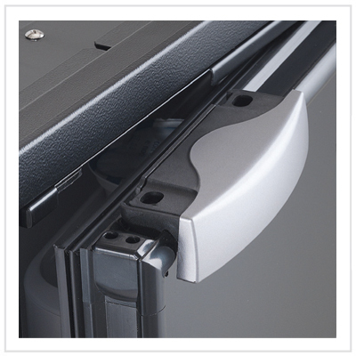 Vitrifrigo DP2600i компрессорный автохолодильник