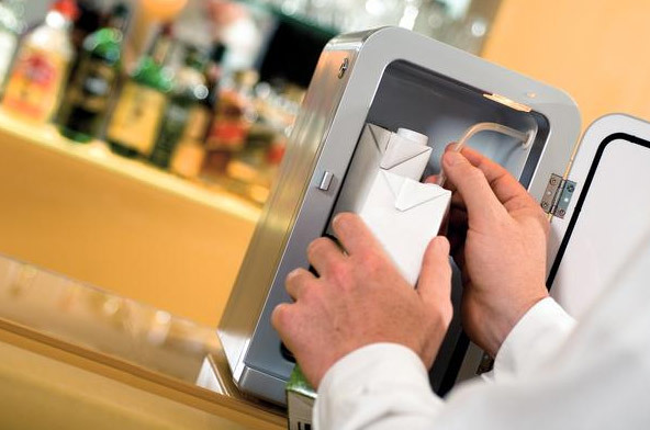 Waeco-Dometic MyFridge MF-5M в поход автомобильный  термоэлектрический  холодильник