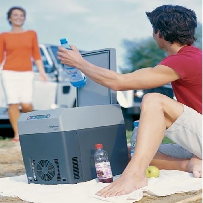 Waeco-Dometic TropiCool TC-35FL 35 литров автомобильный термоэлектрический холодильник